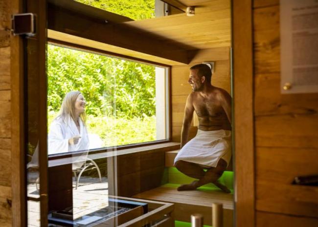 Paar in der Sauna Paar in der Sauna