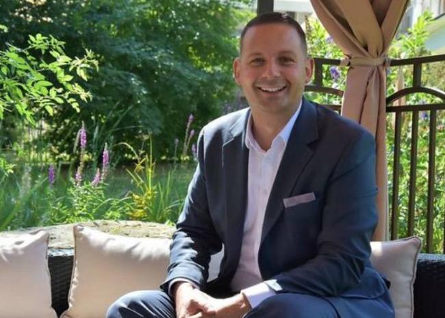 General Manager Philip Jansohn