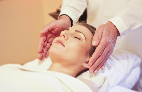 Gesichtsmassage