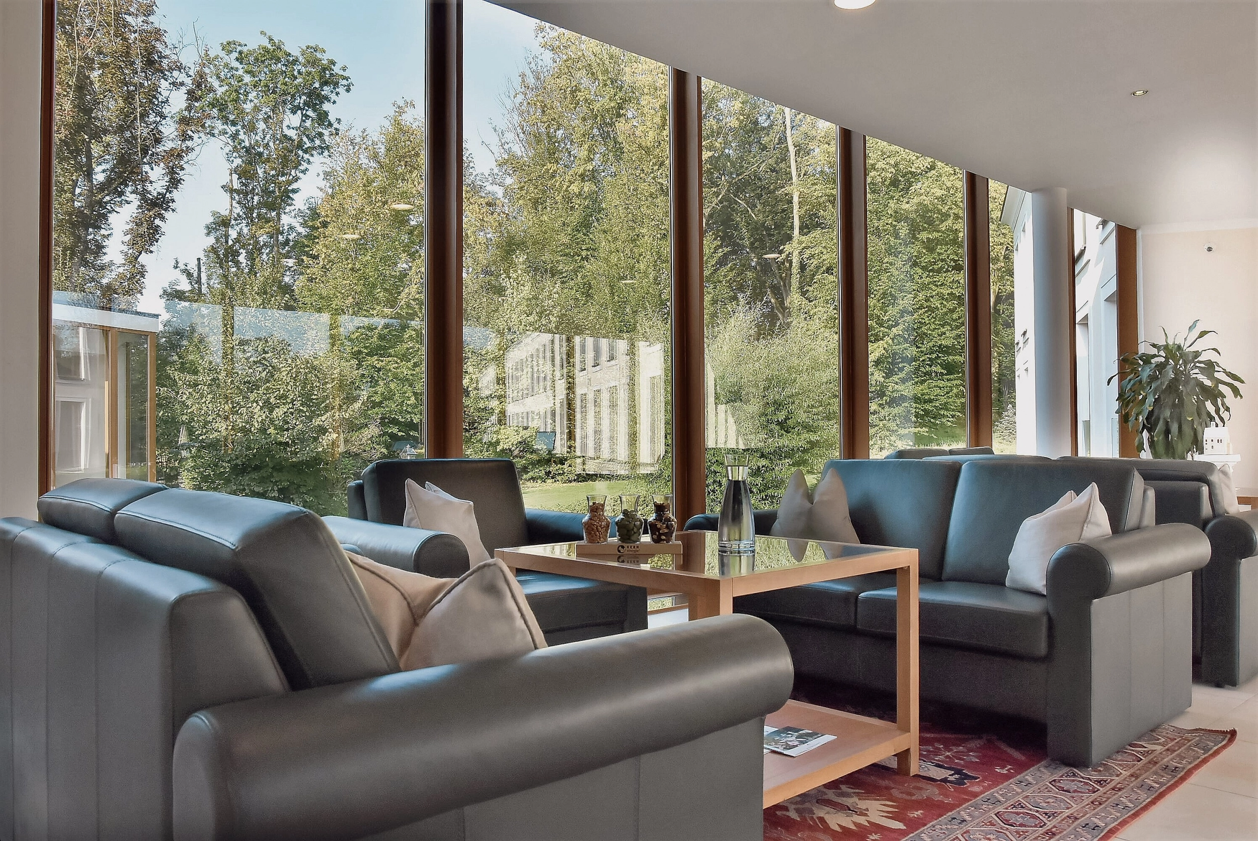 20180906 Schlosspark Lounge mit Gartenblick c Pavel Laurencik DSC 1350